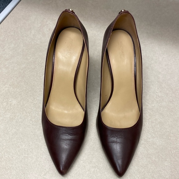 Shoes - Michael Kors, brown leather shoes 10 medium
